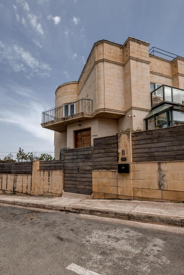 Talbot And Bons Deluxe Studio Flat Gudja Exterior foto